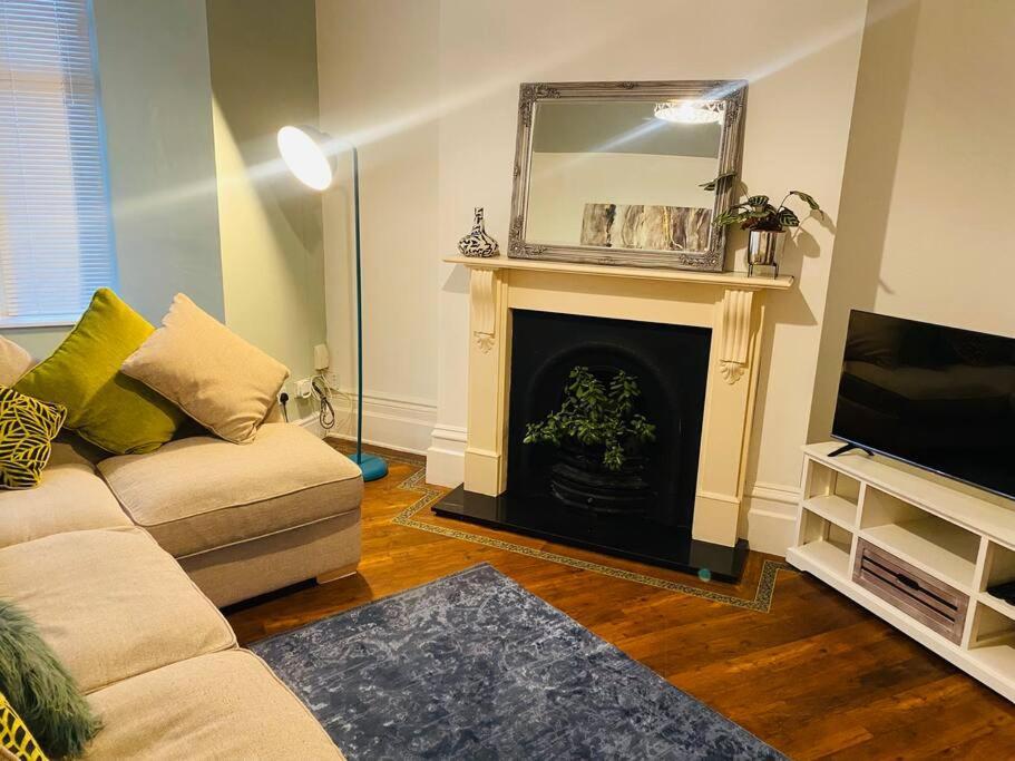 Spacious, Cosy 3 Bedroom House In Preston. Preston  Dış mekan fotoğraf